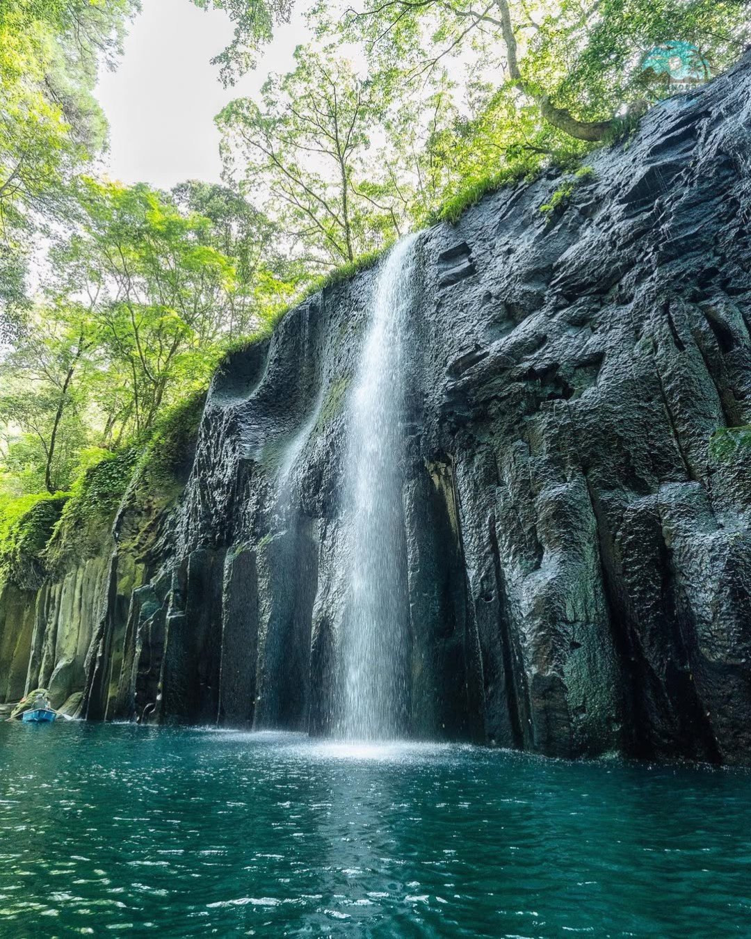 Takachiho Gorge Waterfall